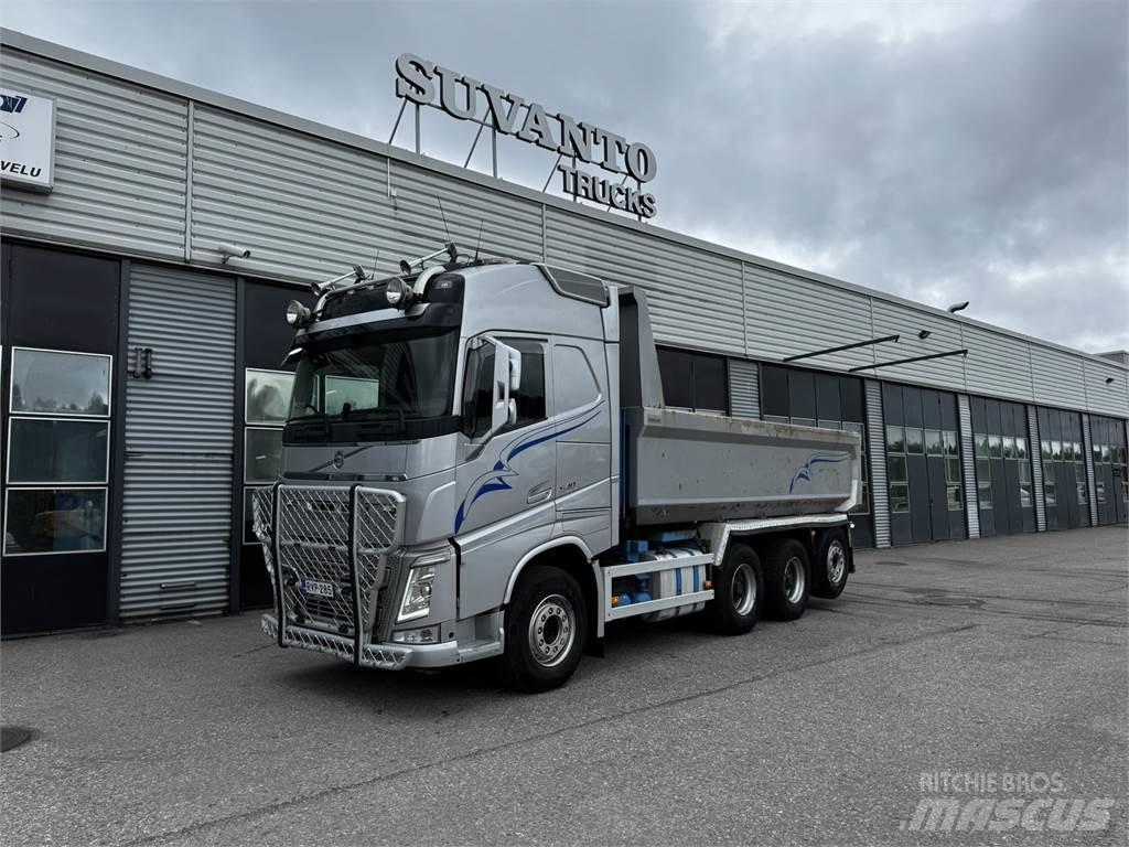 Volvo FH540 8x4 自卸式货车