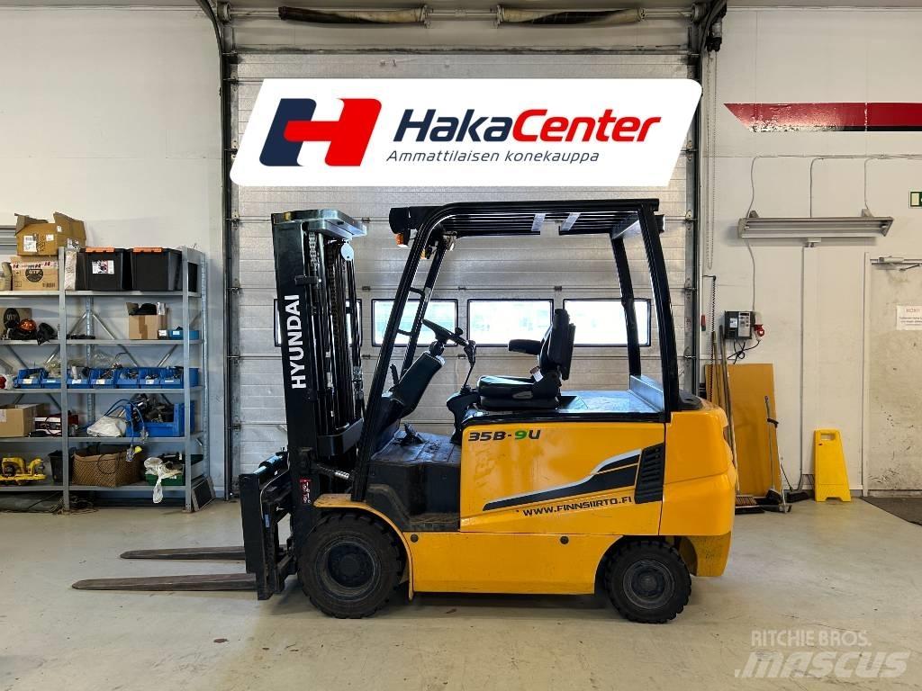 Hyundai 35B-9U 电动叉车