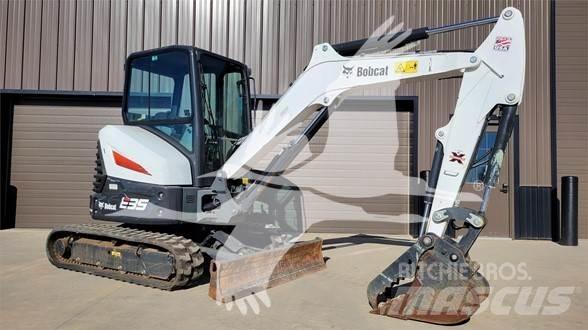 Bobcat E35i 小型挖掘机