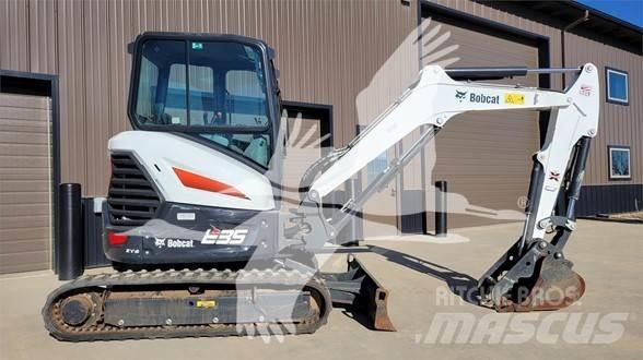 Bobcat E35i 小型挖掘机