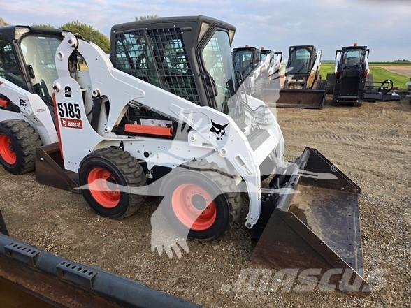 Bobcat S185 滑移装载机