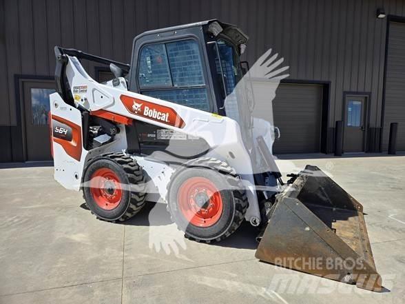 Bobcat S64 滑移装载机