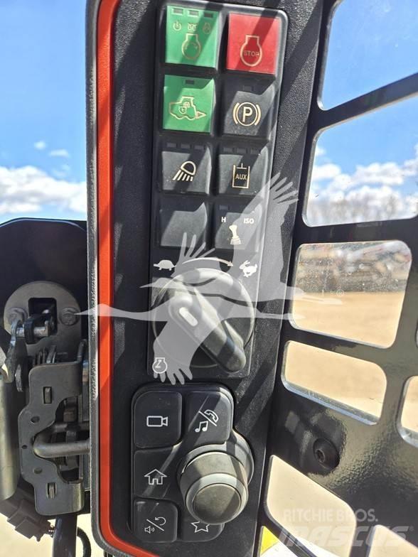 Bobcat S64 滑移装载机