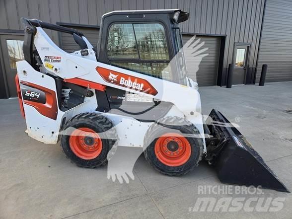 Bobcat S64 滑移装载机