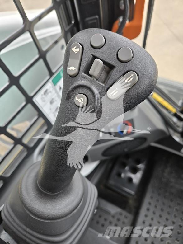 Bobcat S650 滑移装载机