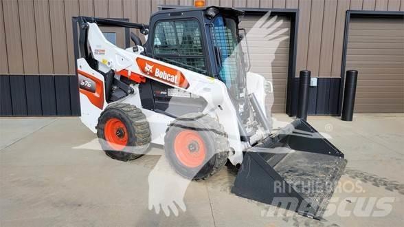 Bobcat S76 滑移装载机
