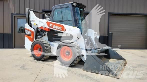 Bobcat S76 滑移装载机