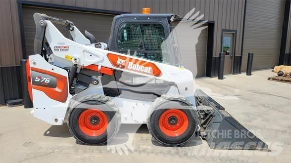 Bobcat S76 滑移装载机