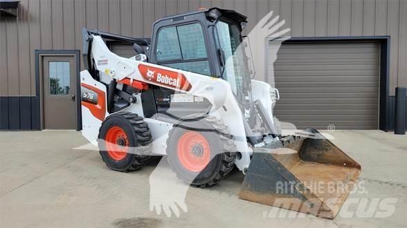 Bobcat S76 滑移装载机