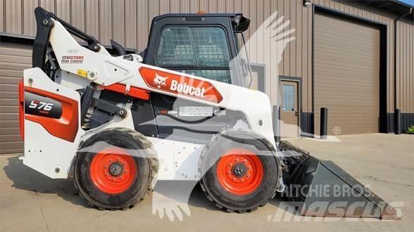 Bobcat S76 滑移装载机