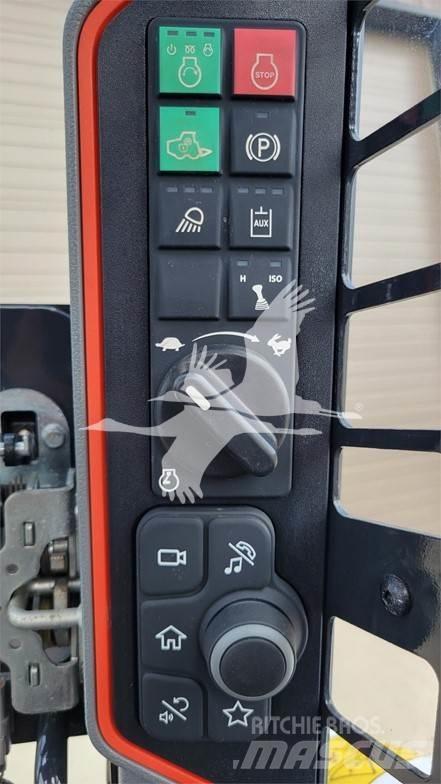 Bobcat S76 滑移装载机