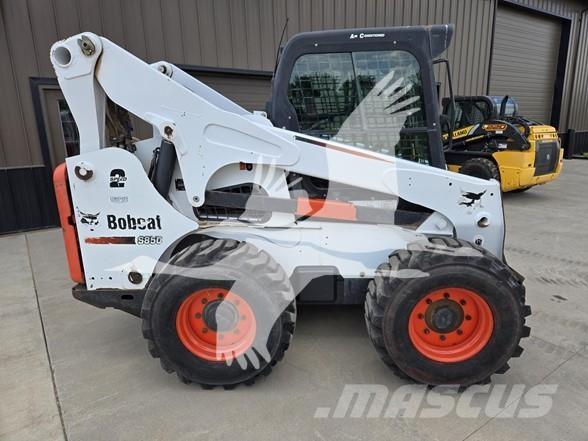 Bobcat S850 滑移装载机