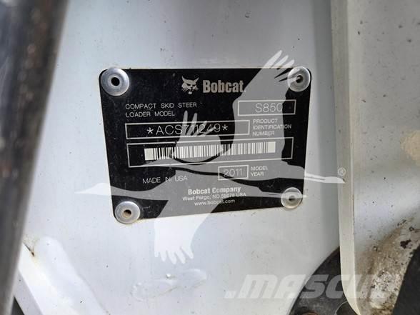 Bobcat S850 滑移装载机