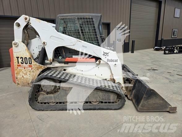 Bobcat T300 滑移装载机
