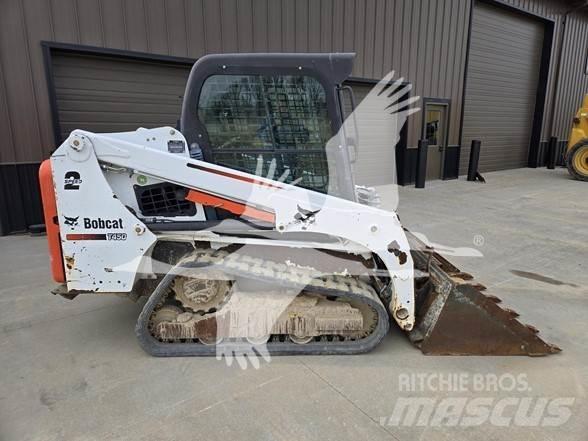 Bobcat T450 滑移装载机
