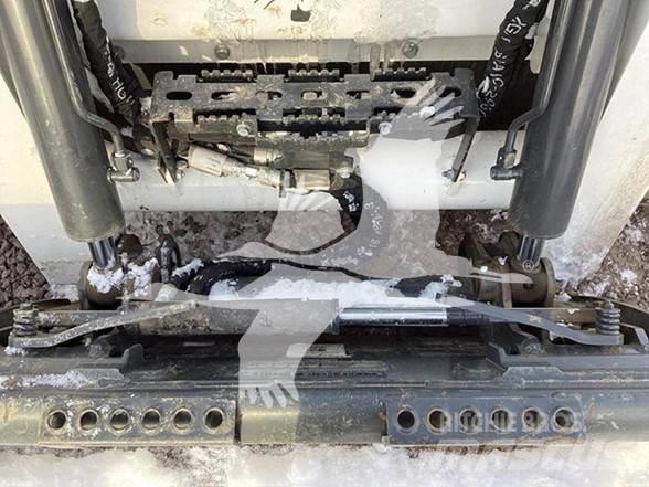 Bobcat T650 滑移装载机