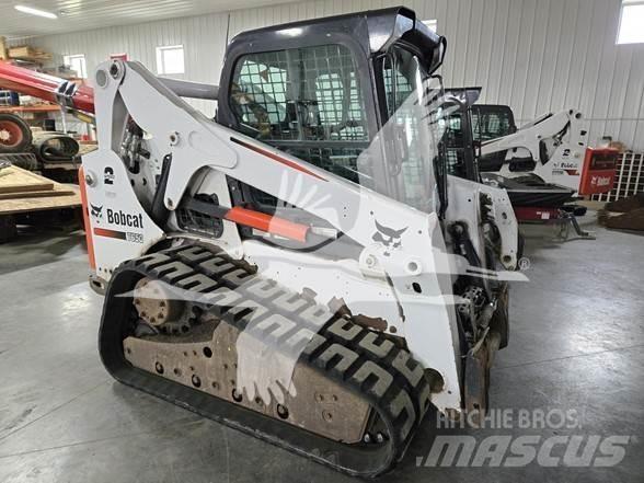 Bobcat T650 滑移装载机