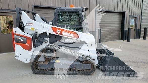Bobcat T76 滑移装载机