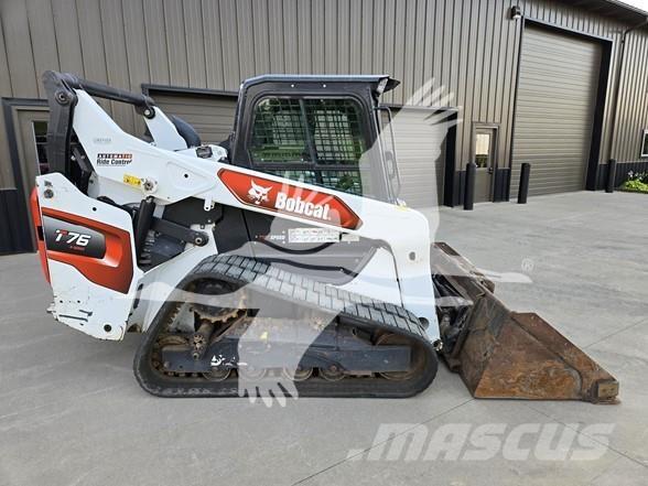 Bobcat T76 滑移装载机