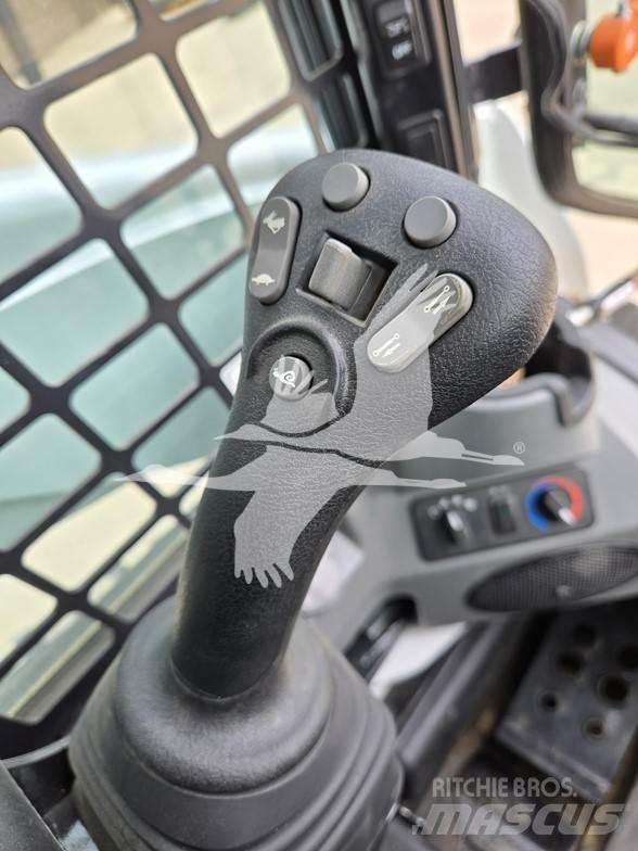 Bobcat T770 滑移装载机