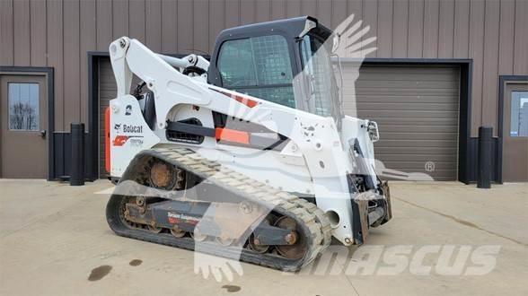 Bobcat T870 滑移装载机