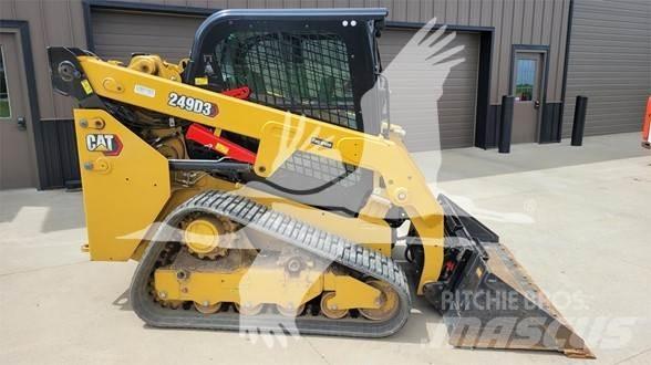 CAT 249D3 滑移装载机