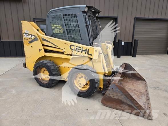 Gehl 5240E 滑移装载机