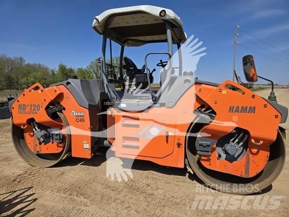 Hamm HD+120iVO 单轮压路机