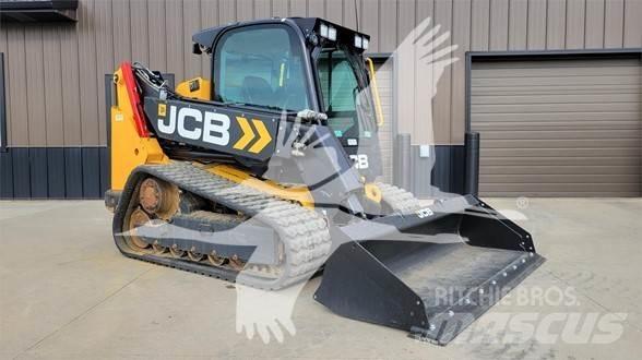 JCB 3TS-8T 滑移装载机