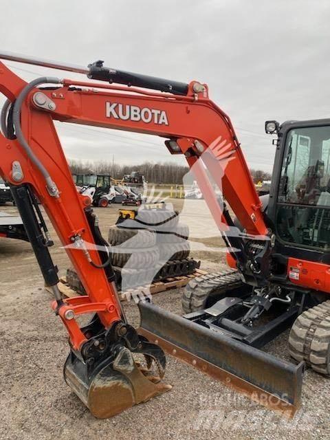 Kubota KX040-4 小型挖掘机