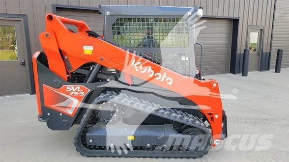 Kubota SVL75-3 滑移装载机