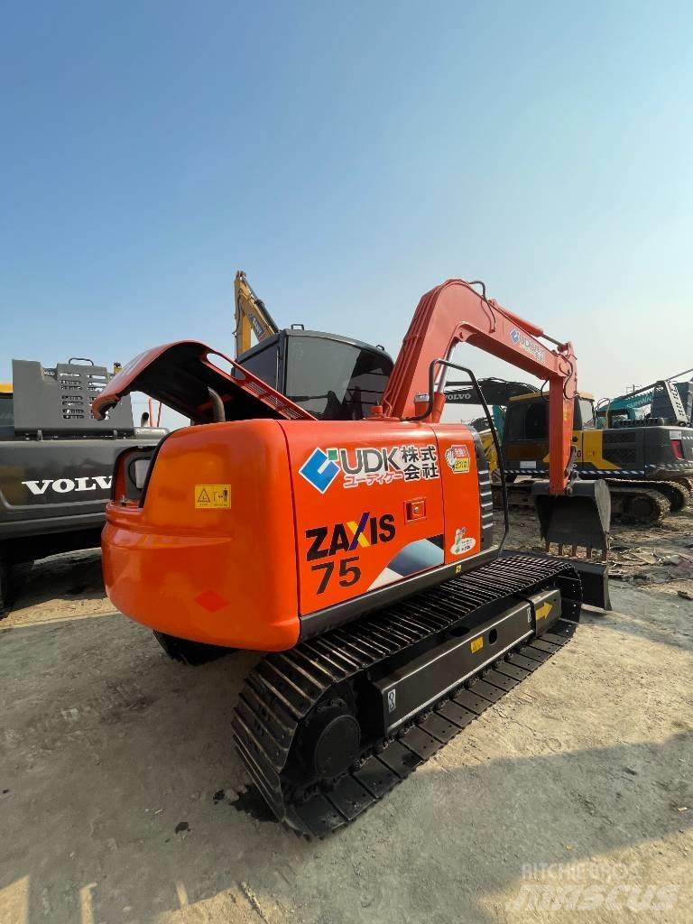Hitachi ZX 75 履带挖掘机