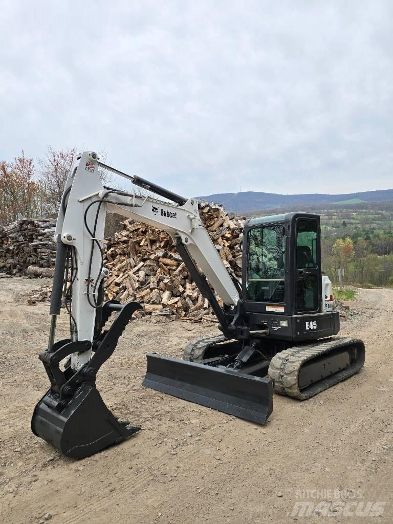 Bobcat E 45 小型挖掘机