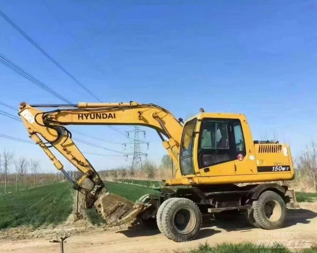 Hyundai 150W-7 轮式挖掘机