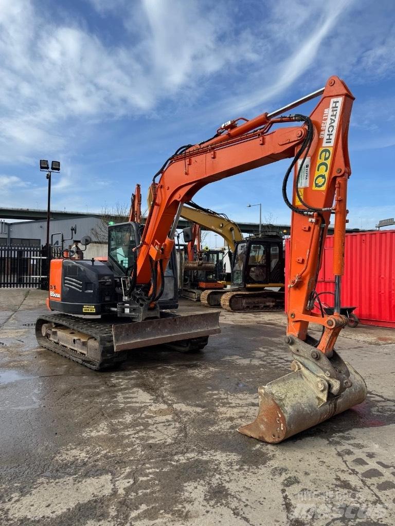 Hitachi ZX 85 US B-6 中型挖掘机