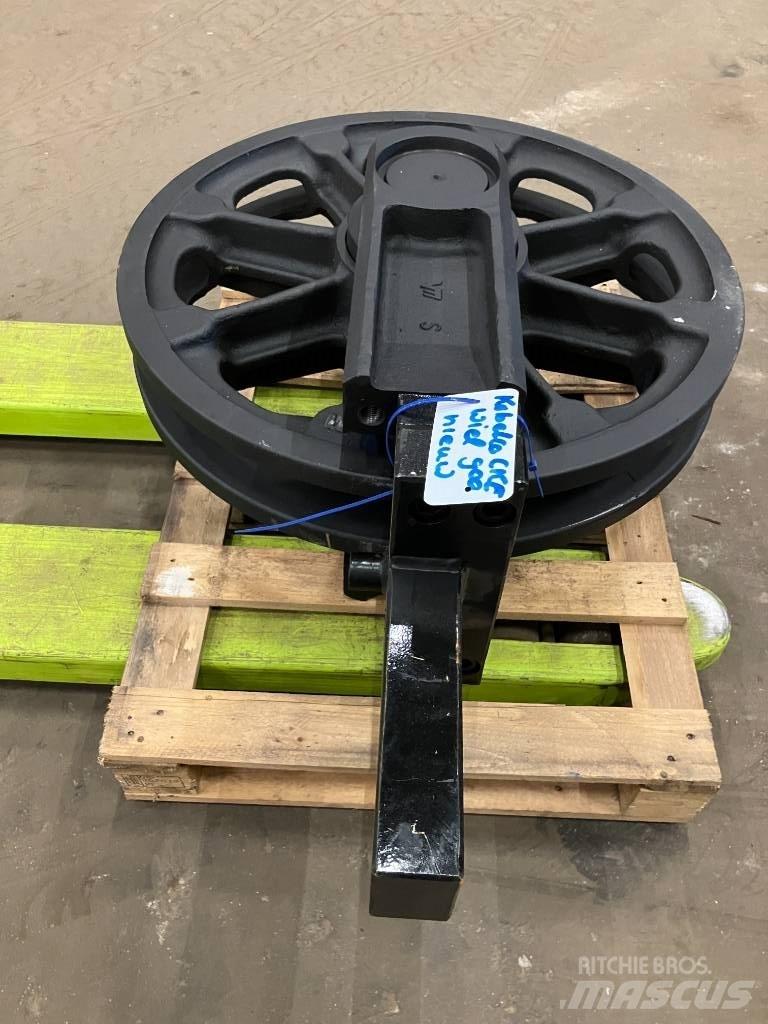 Kobelco CKE900 履带、链条和底盘