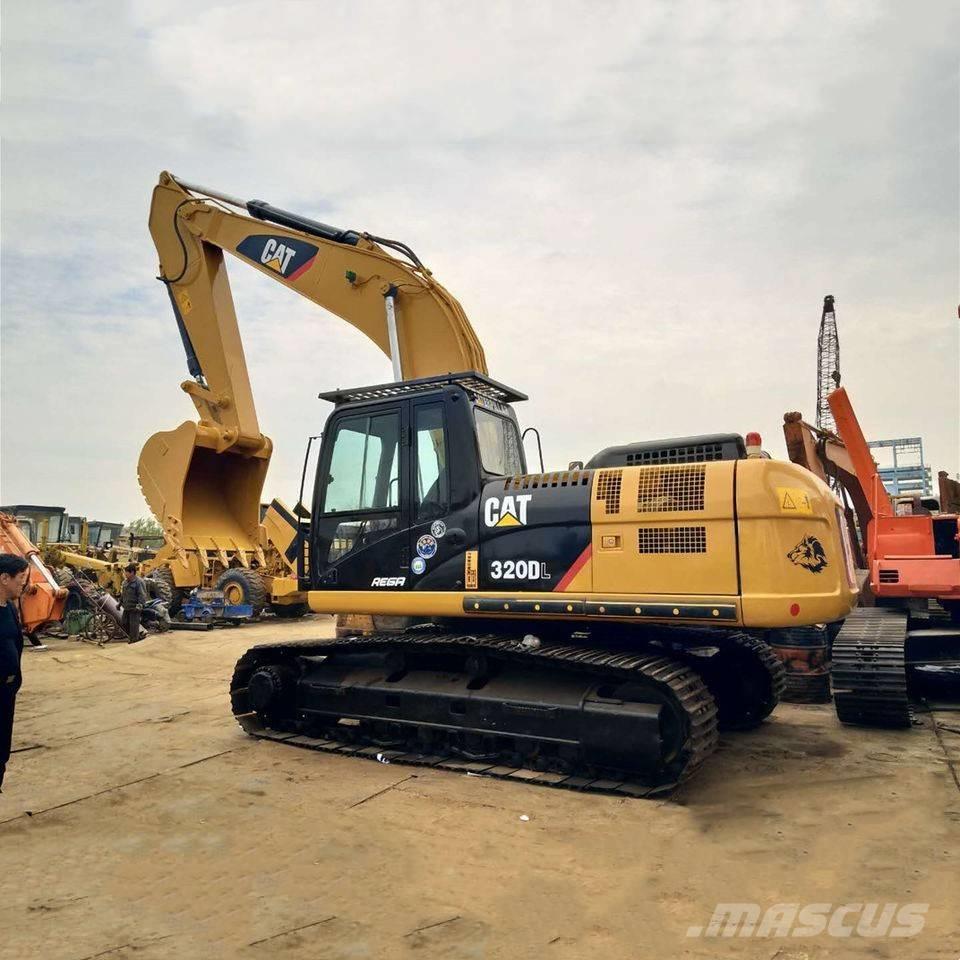 CAT 320D 履带挖掘机