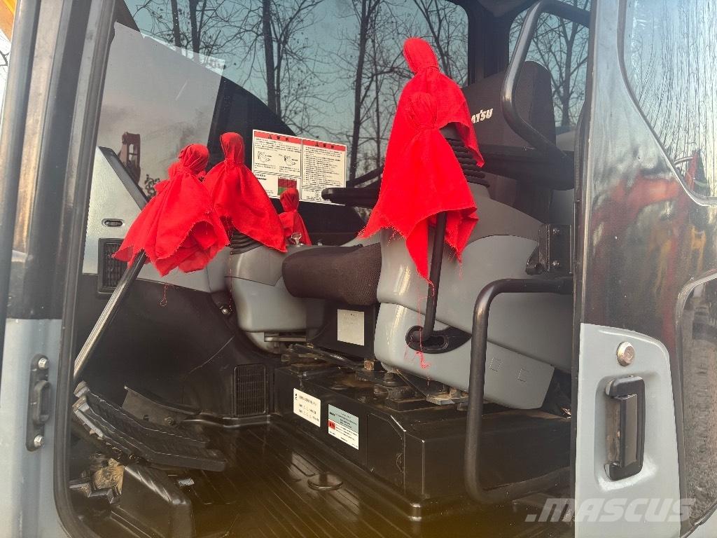 Komatsu PC 78 MR 中型挖掘机