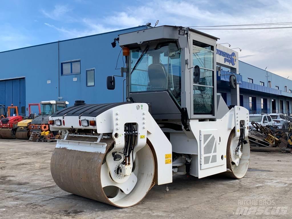 CAT CB 7 双轮压路机