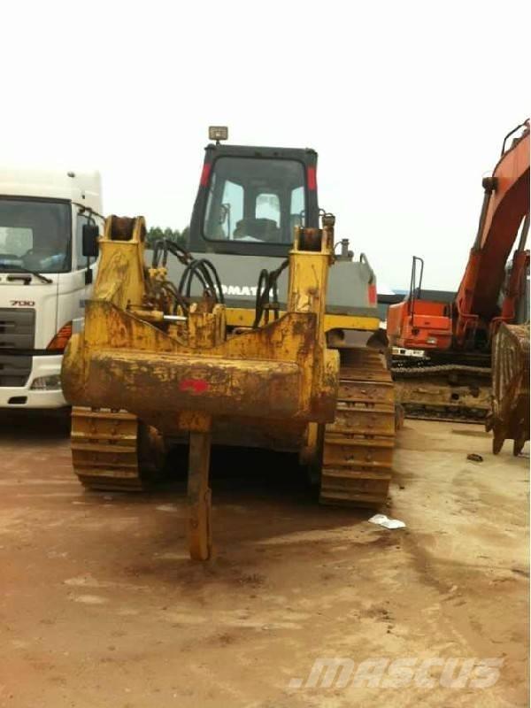 Komatsu d155a-3 履带式推土机
