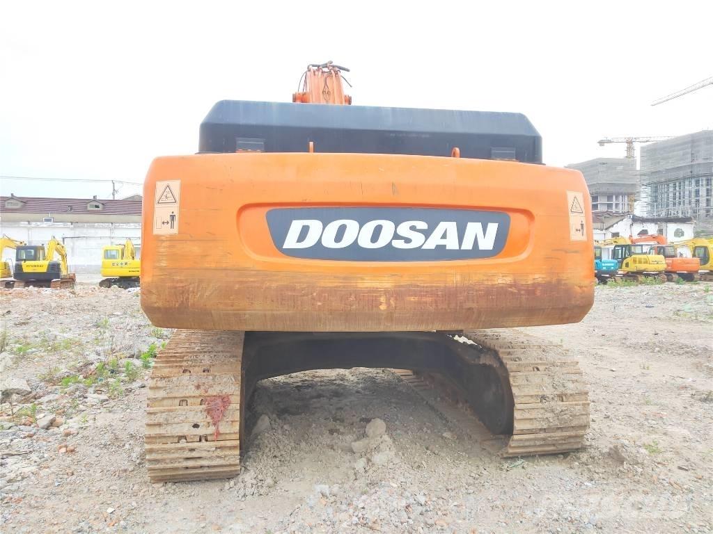 Doosan DH300LC-7 履带挖掘机