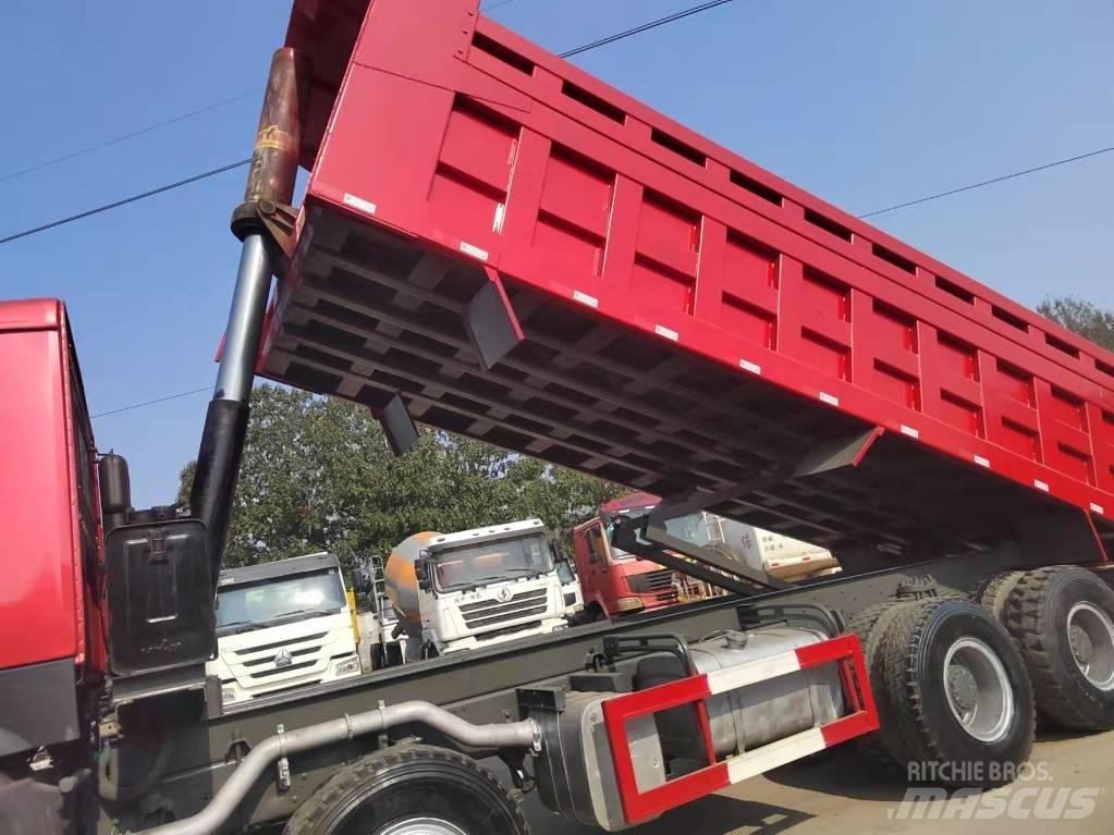 Howo 371 8x4 自卸式货车
