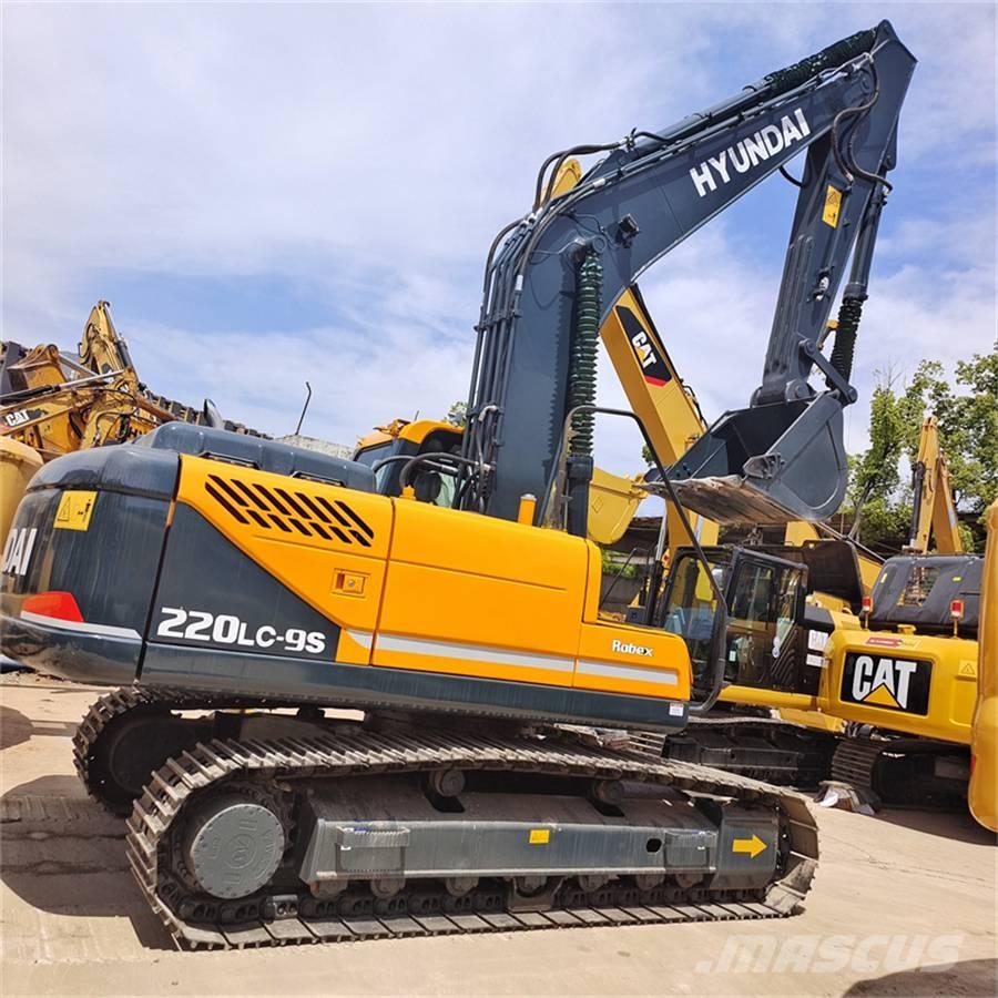 Hyundai 220 LC-9S 履带挖掘机