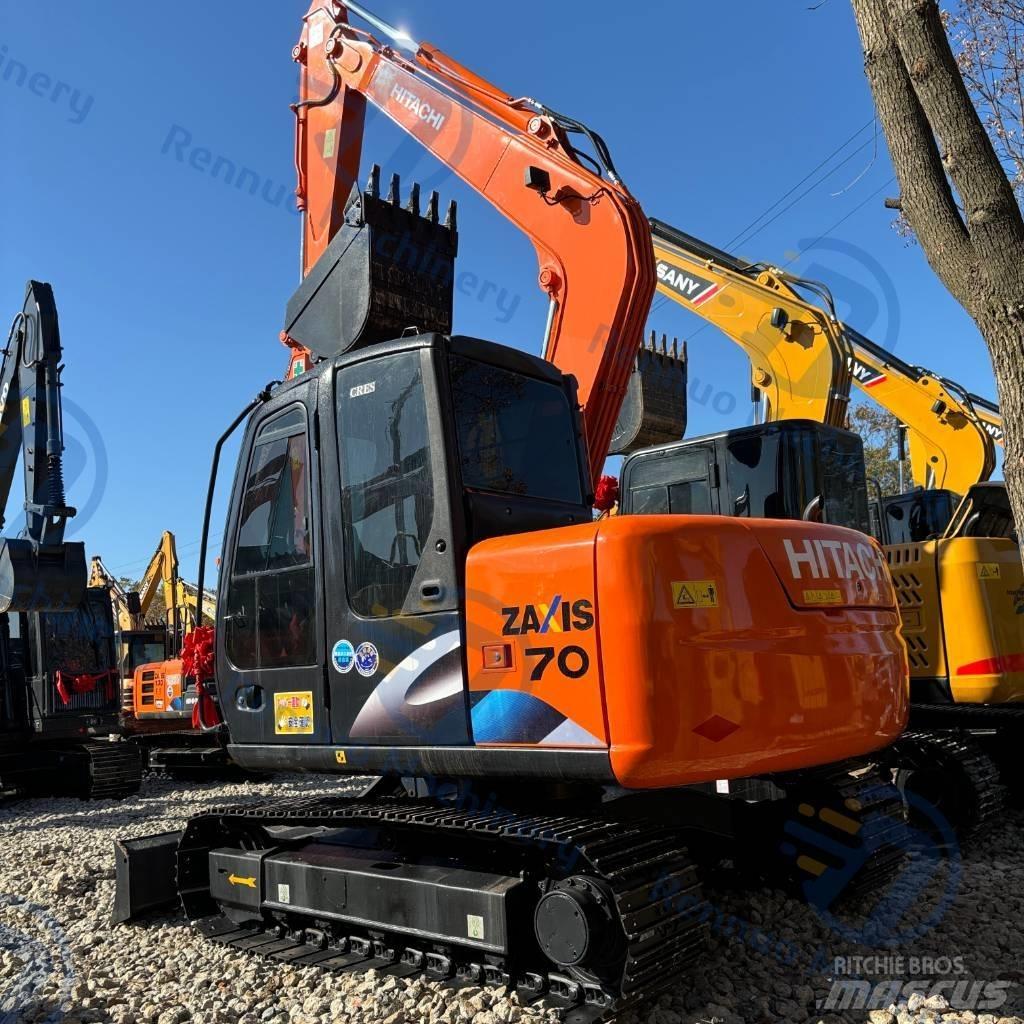Hitachi ZX70 小型挖掘机