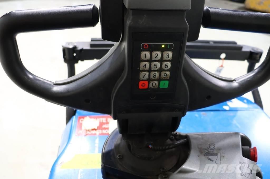 Toyota OSE120 低架装载机