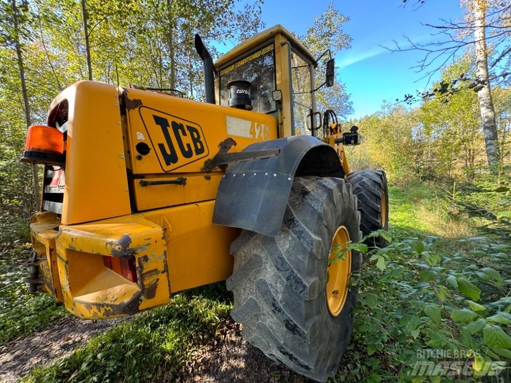 JCB 426 Agri (40 km/h) 轮式装载机