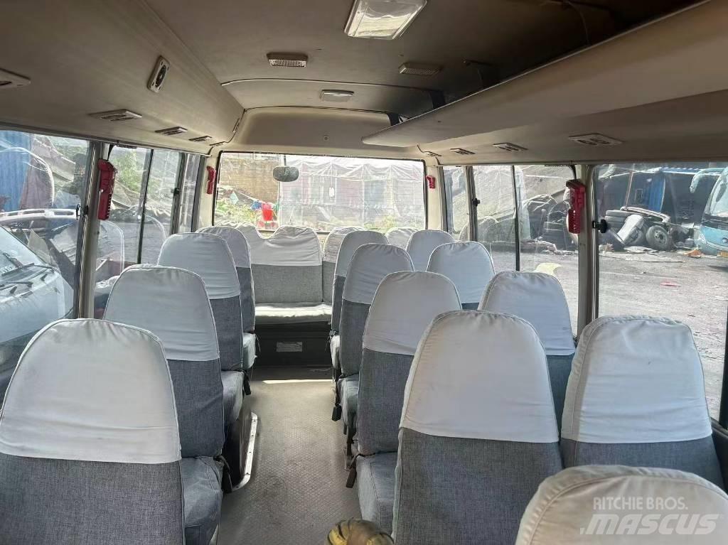 Toyota Coaster 公路客运汽车