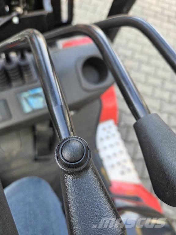 Manitou ME 425 LD 电动叉车