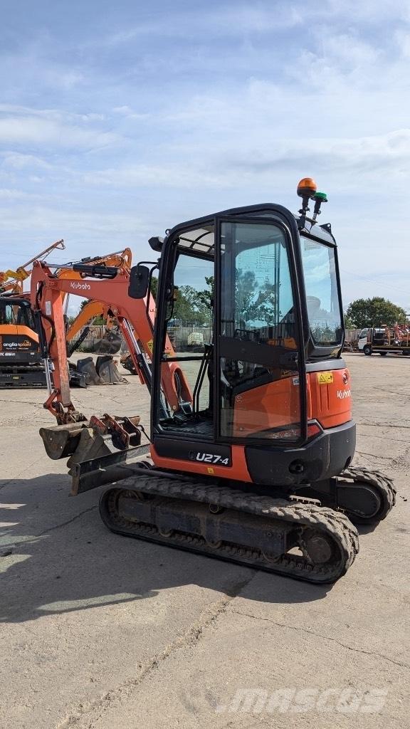 Kubota U 27 小型挖掘机