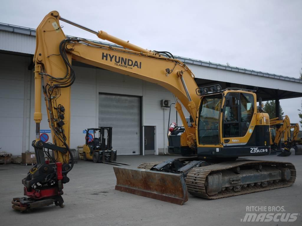 Hyundai R 235 LCRD-9 履带挖掘机